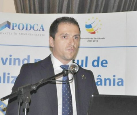 Tararache susţine cauza şoferilor: Întâi faceţi parcări, apoi treceţi la amenzi